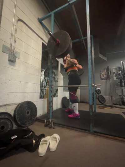 3 plate girl in the gym, 3 hole slut in the bedroom [f]