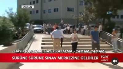 Kafandaki bez parçasını çıkarda biraz hava alsın amk 