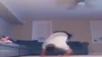 Posting SFW videos I found in NSFW Discord channels Day 13