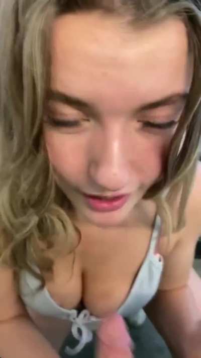 Mia Melano Blowjob