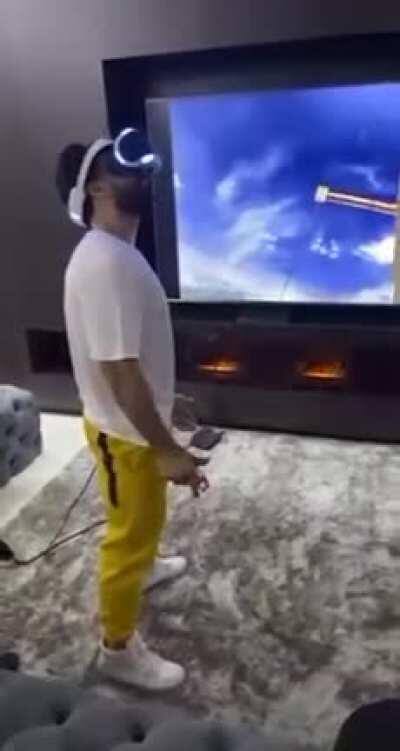 WCGW losing yourself in VR