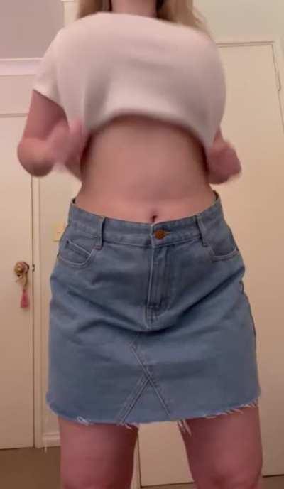 Would you get hard if you saw me in ur class?