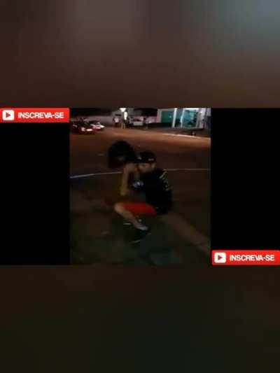 A dan&ccedil;a para meus amigos caminhoneiros 😎👌