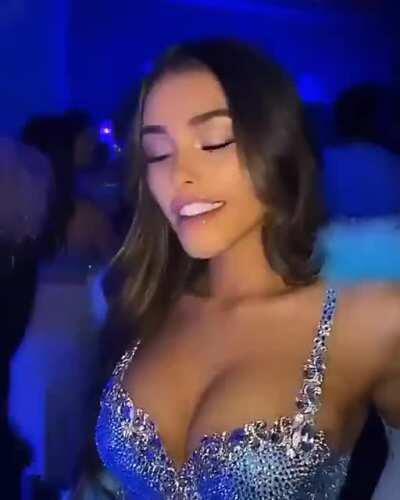 That Lip Bite, So Hot!