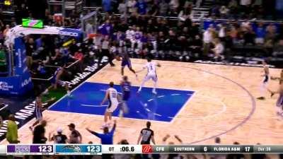 [Highlight] Fox ends the game!