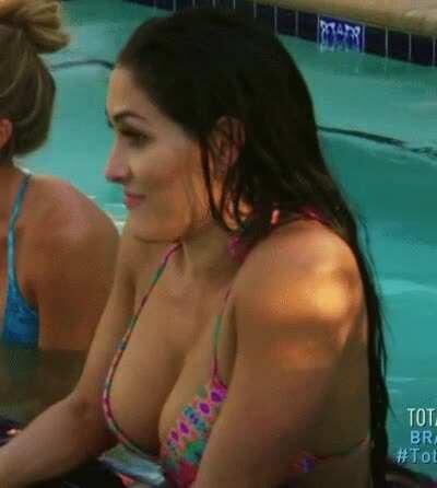 Tits is all im looking at