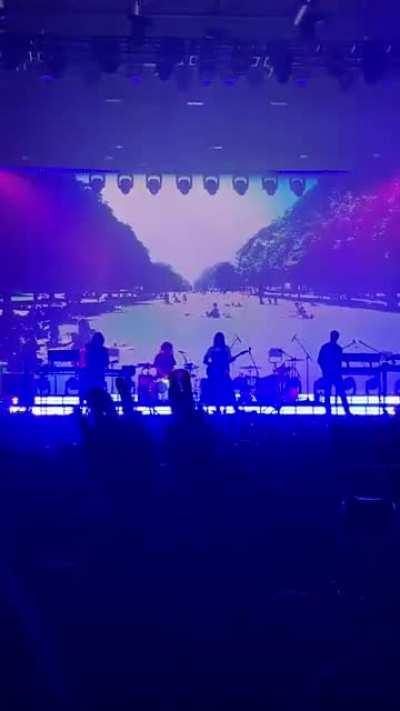 WWTTTM? THE VISUALS OH MY GOD