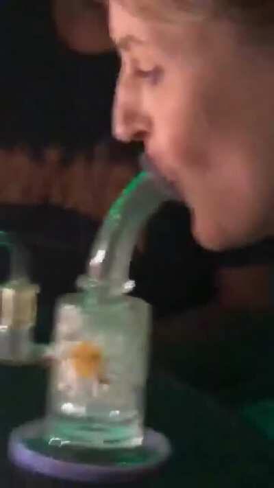 Watching friend’s mom dab for the 1st time.