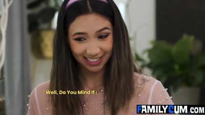 Stepdaughter Gets Creampied by Stepdad in the Kitchen