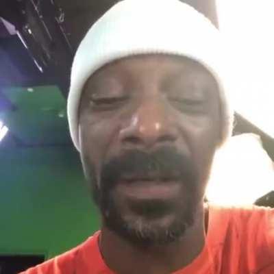 Snoop Dogg blames Bill Gates for EA Servers being down