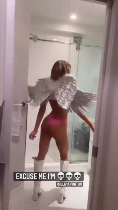 Her shaking her ass at a recent Halloween party