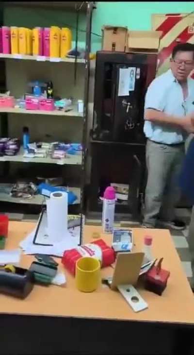 La cúpula del Hospital Nacional Sommer anterior se filmó retirando dinero de las cajas fuertes, luego del escándalo por alquileres ilegales de viviendas a las personas con lepra (además de su posterior venta después de su muerte), el alquiler de terrenos 