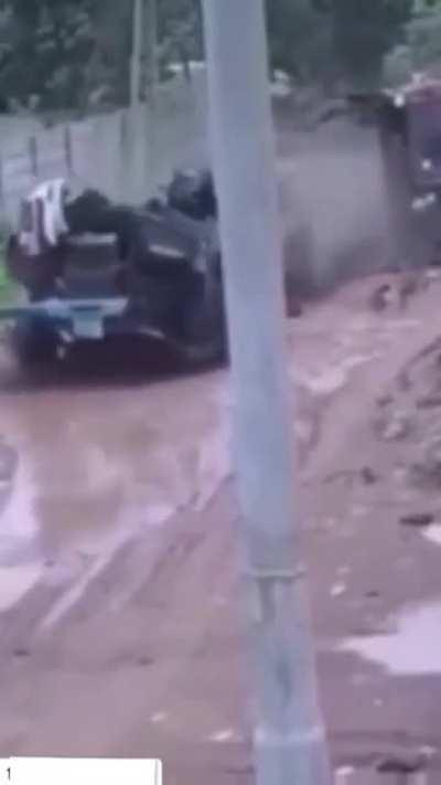 Something went wrong)))