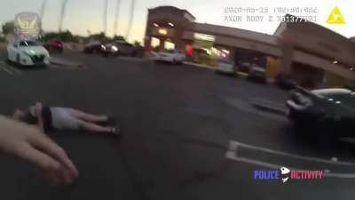 Man Gets Shot After Charging At Female Cop With Knife in Phoenix, Arizona