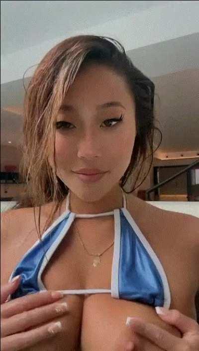 asian fuckdoll have a thing for swimming with no bikinis <3