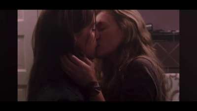 ‘Kill for Me’ (2013) Katie Cassidy & Tracy Spiridakos