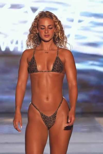 𝘾𝒍𝙖𝒊𝙧𝒆 𝑺𝙩𝒐𝙣𝒆