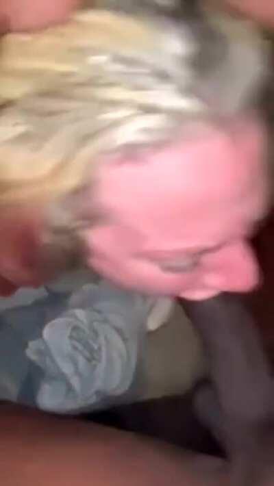 The neighbor tasked mom with an important job before the family came home