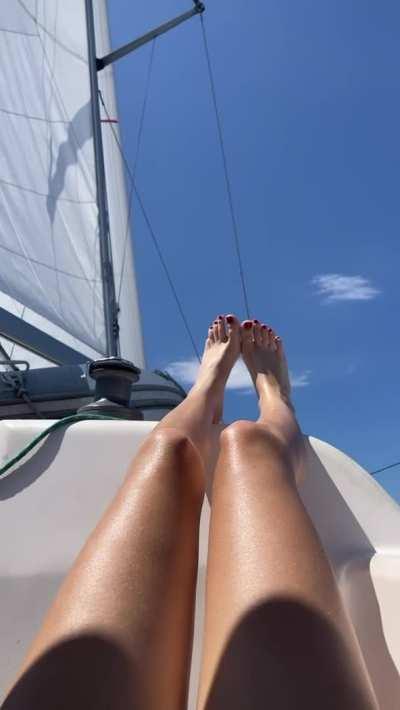 any sugar daddy have a boat for me to live on?