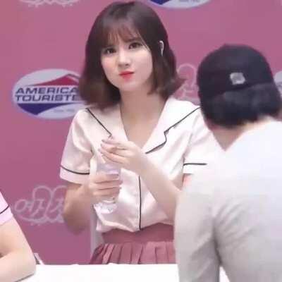 Eunha so cute. ❤
