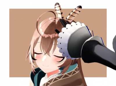 Headpat the owl