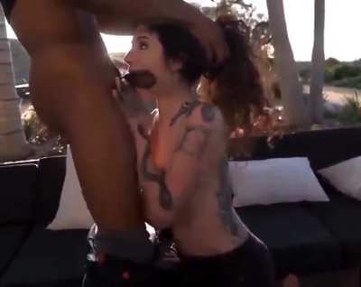 Arabelle Raphael Is on other planet