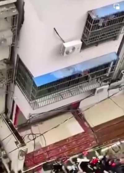 To get to her … lover ?