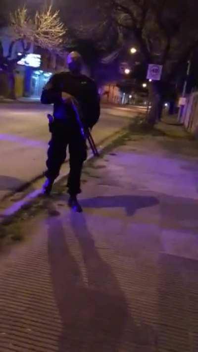 ESTA GENTE NOS CUIDA?