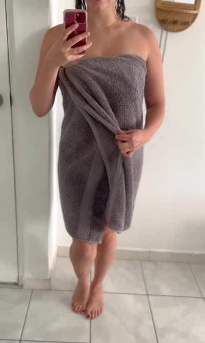 Should I open my door like this when the repair man comes by ;)