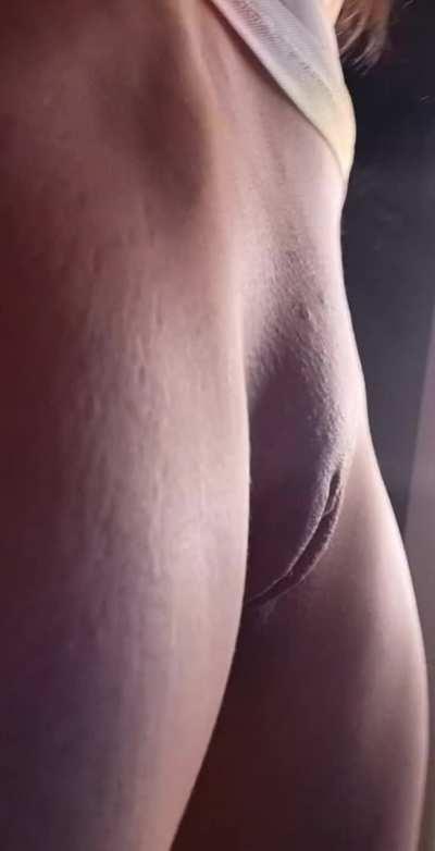 Cum on my mound & tell me I'm a good girl.