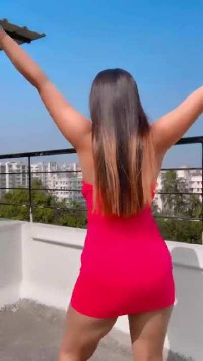 Bouncing jiggly tits