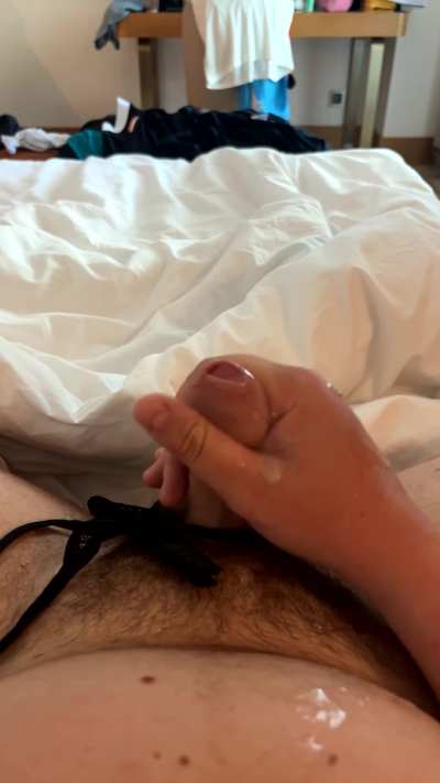 Shooting a big load while my gf showers 💦