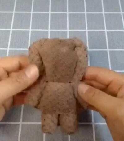 Teddy bear created with single cloth