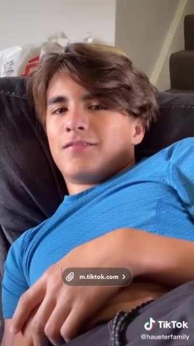 When Mama wants to try speaking like her kids