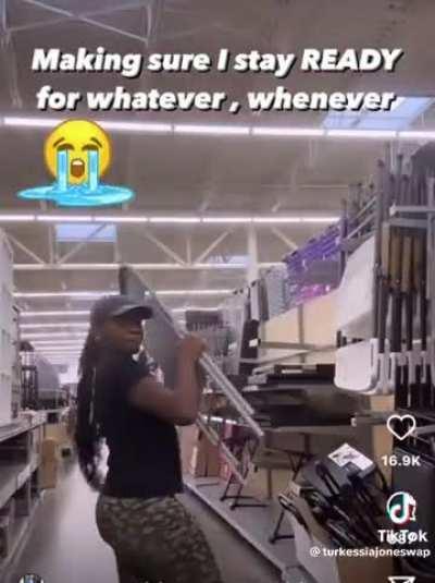 Scared his ahh😂😂