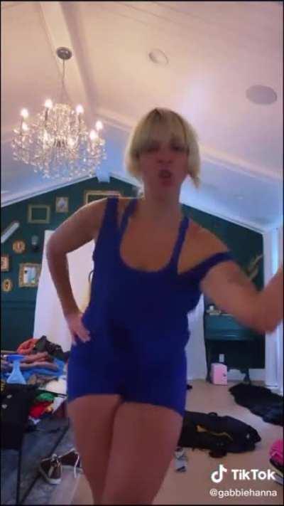 Some nice 🍑 action here