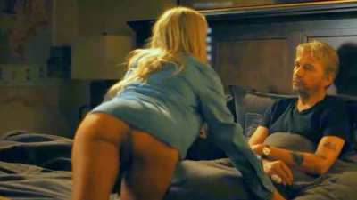 Ali Larter Ass Tease in Landman Episode 3 (2024)