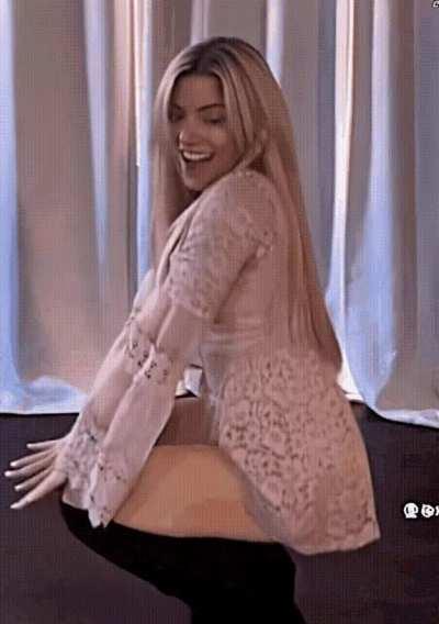 Alexa Bliss wont stop riding you even If came twice already