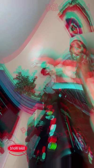 4 Girls 1 me in bake world b4 massage & Jacuzzi fun