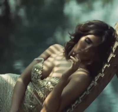 She's full of lust and whoreness