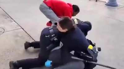 Voleybol antrenörü reşit olmayan bir kızla buluşmaya çalışırken yakalandı