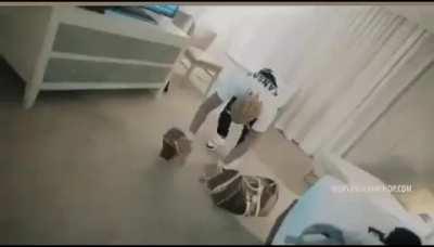 Yus Gzz(🦇👨🏿gang) when I seen Ice Spice(💋gang) landed in Toronto.