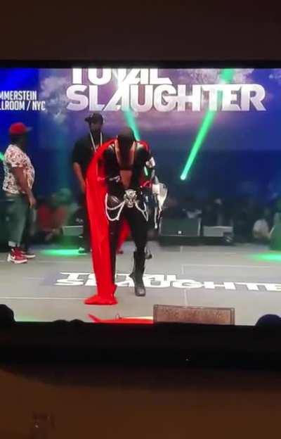 Safe to say my girl wasn’t feeling this from Daylyt lol can somebody explain to me why tf did he do this?