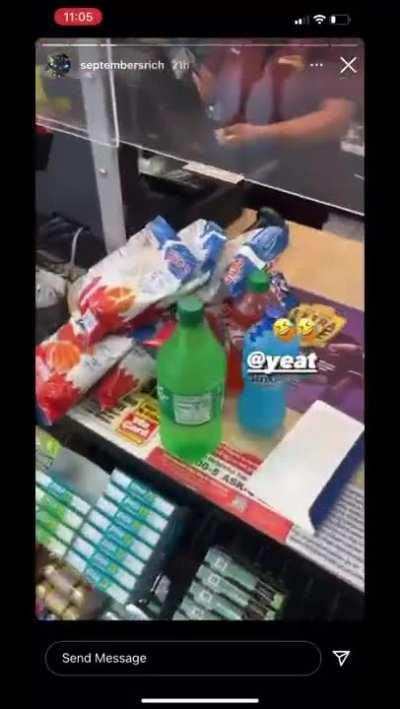 Yeat bought all the Ruffles in the 7/11🤣😭