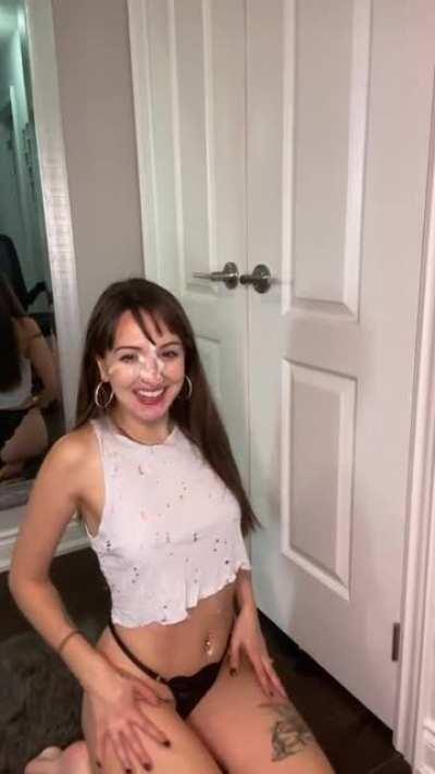 Getting cummed on makes me the happiest girl in the world