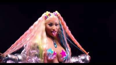 BIG ASS NICKI MINAJ TITS