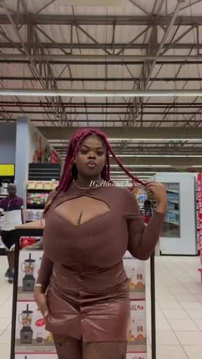 I would like to go shopping with her