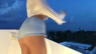 Her hips don’t lie