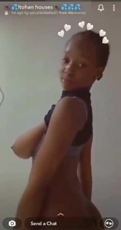 I can tell she a hoe