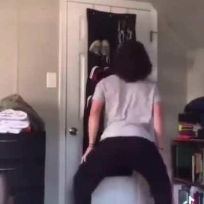 When the Bard-Barian decides to rage